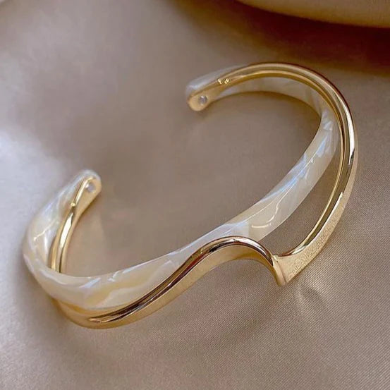 Elegant Gold Bracelet for Every Occasion