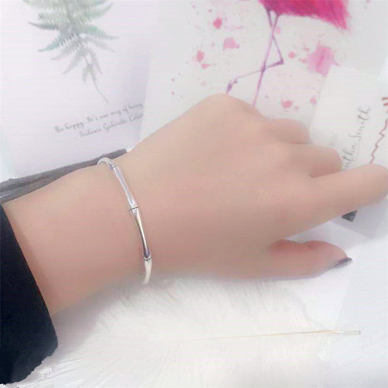 Beautiful Silver Bracelet with Unique Style