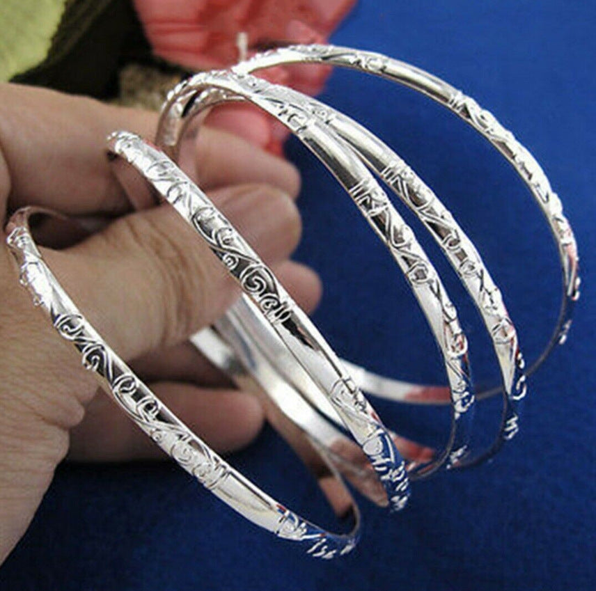 Beautiful Silver Bracelet with Unique Style