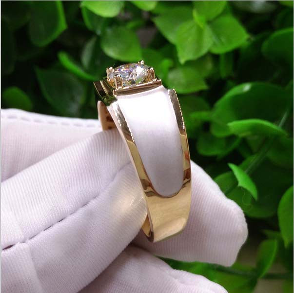 Beautiful Gold Ring with Unique Style