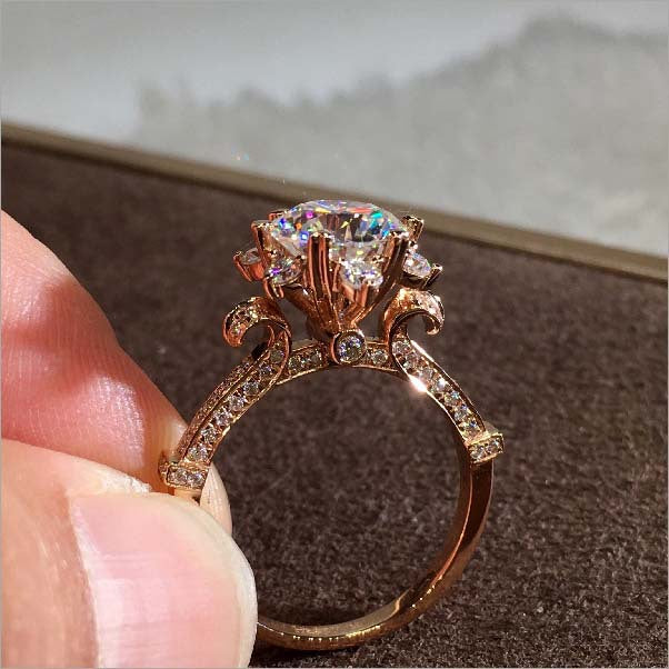 Beautiful Gold Ring with Unique Style
