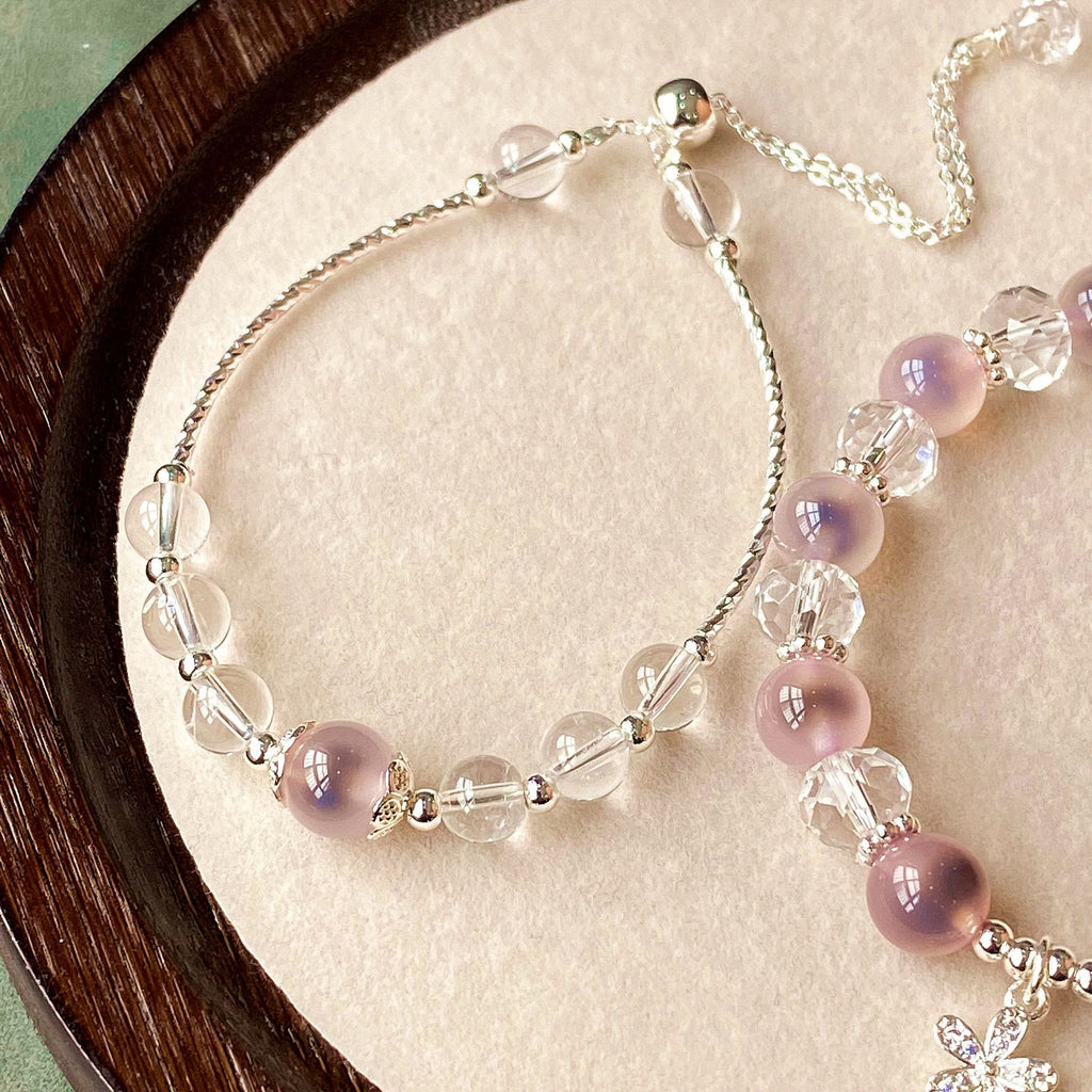 Beautiful Bracelet with Unique Style