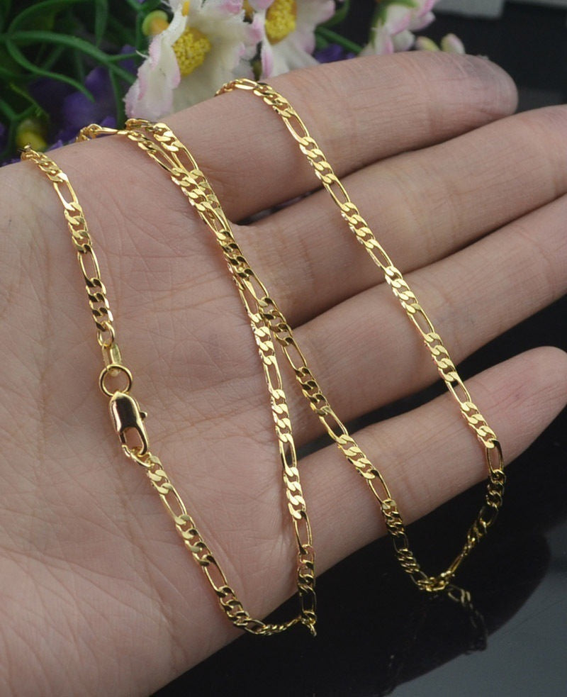 Beautiful Gold Necklace with Unique Style