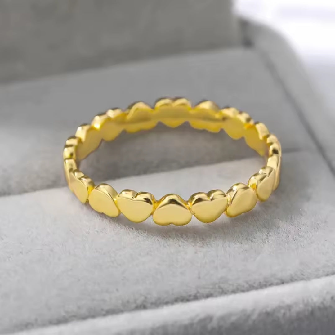 Beautiful Gold Bracelet with Unique Style