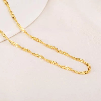Beautiful Gold Necklace with Unique Style