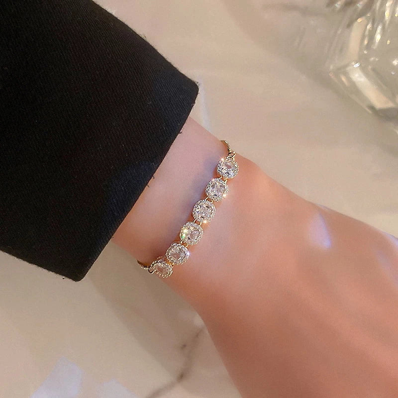Stunning Gold Bracelet for Daily Wear