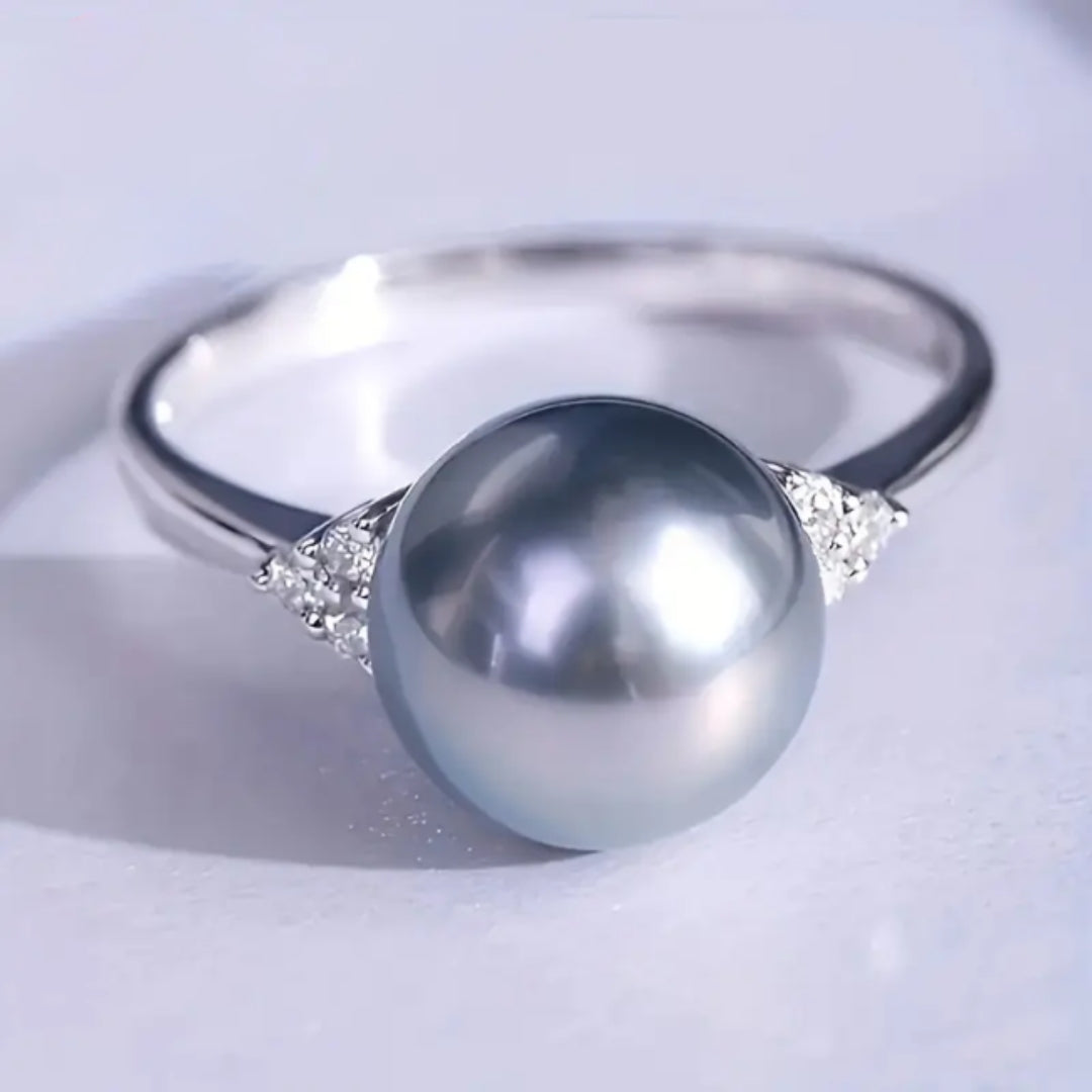Classic Pearl Ring with Timeless Appeal