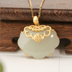 Beautiful Gold Necklace with Unique Style