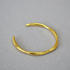 Beautiful Gold Bracelet with Unique Style