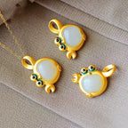 Beautiful Gold Necklace with Unique Style