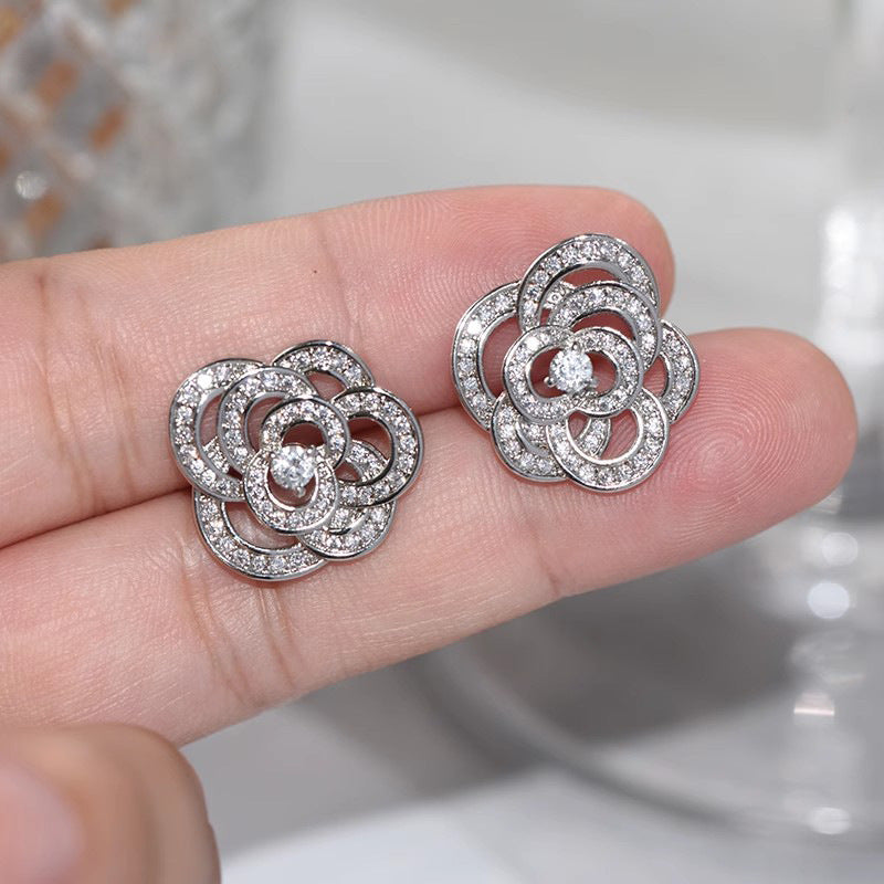 Beautiful Earring with Unique Style