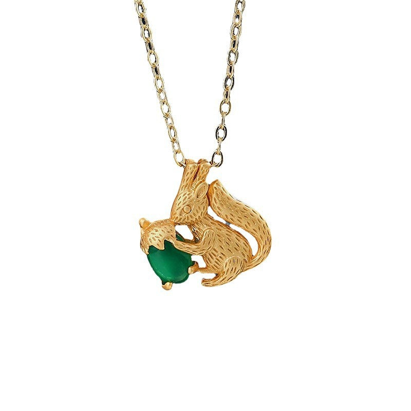 Beautiful Gold Necklace with Unique Style