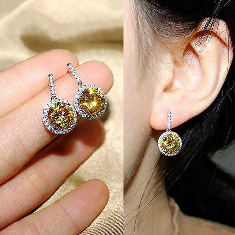 Beautiful Earring with Unique Style