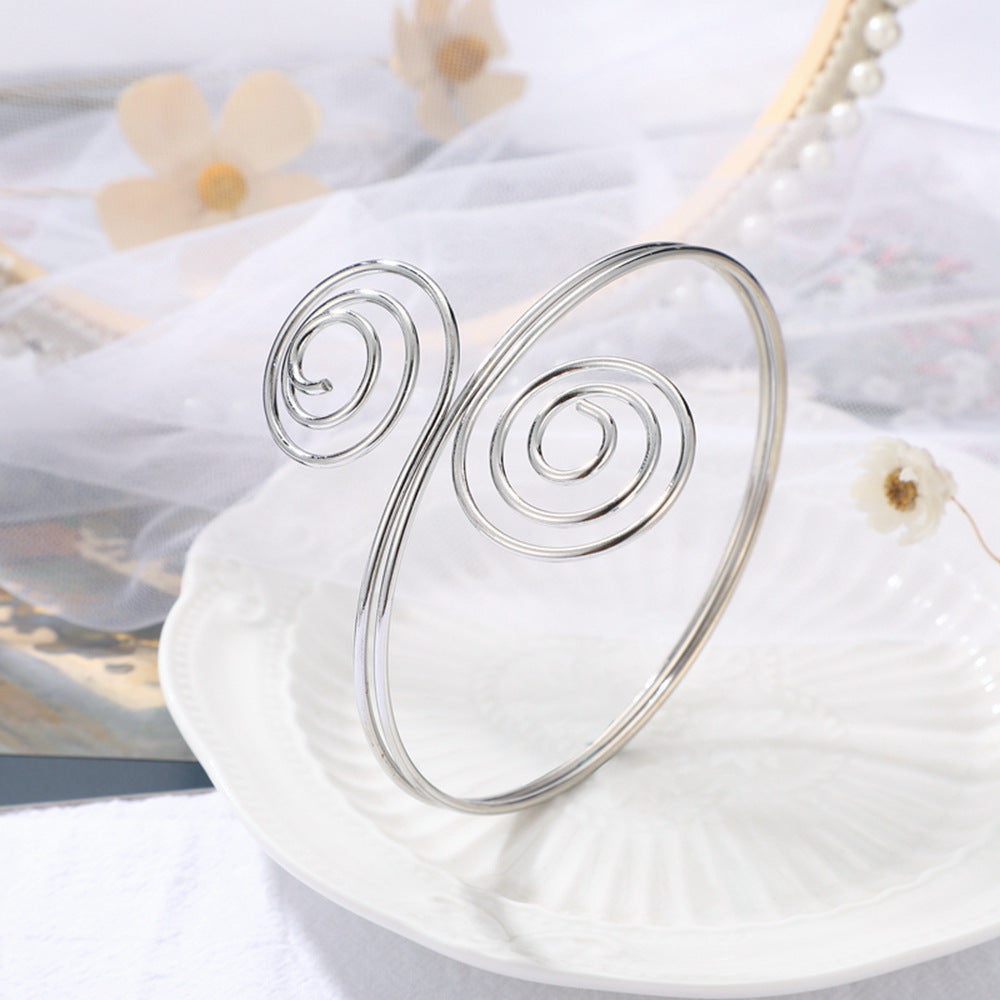 Beautiful Bracelet with Unique Style