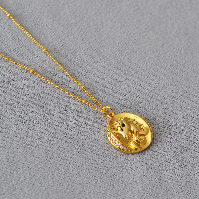 Beautiful Gold Necklace with Unique Style