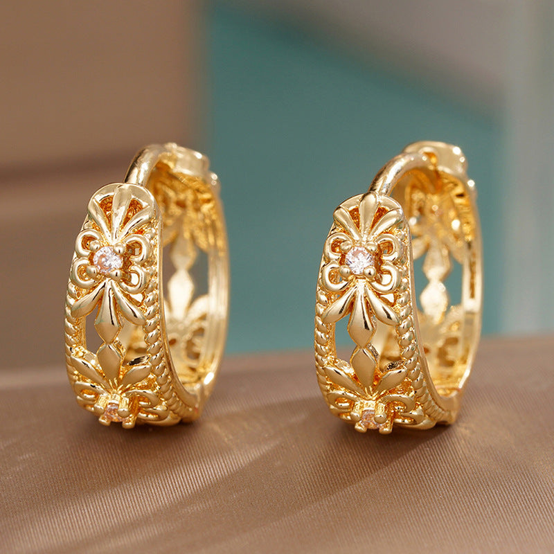 A Beautiful Earring with Unique Style