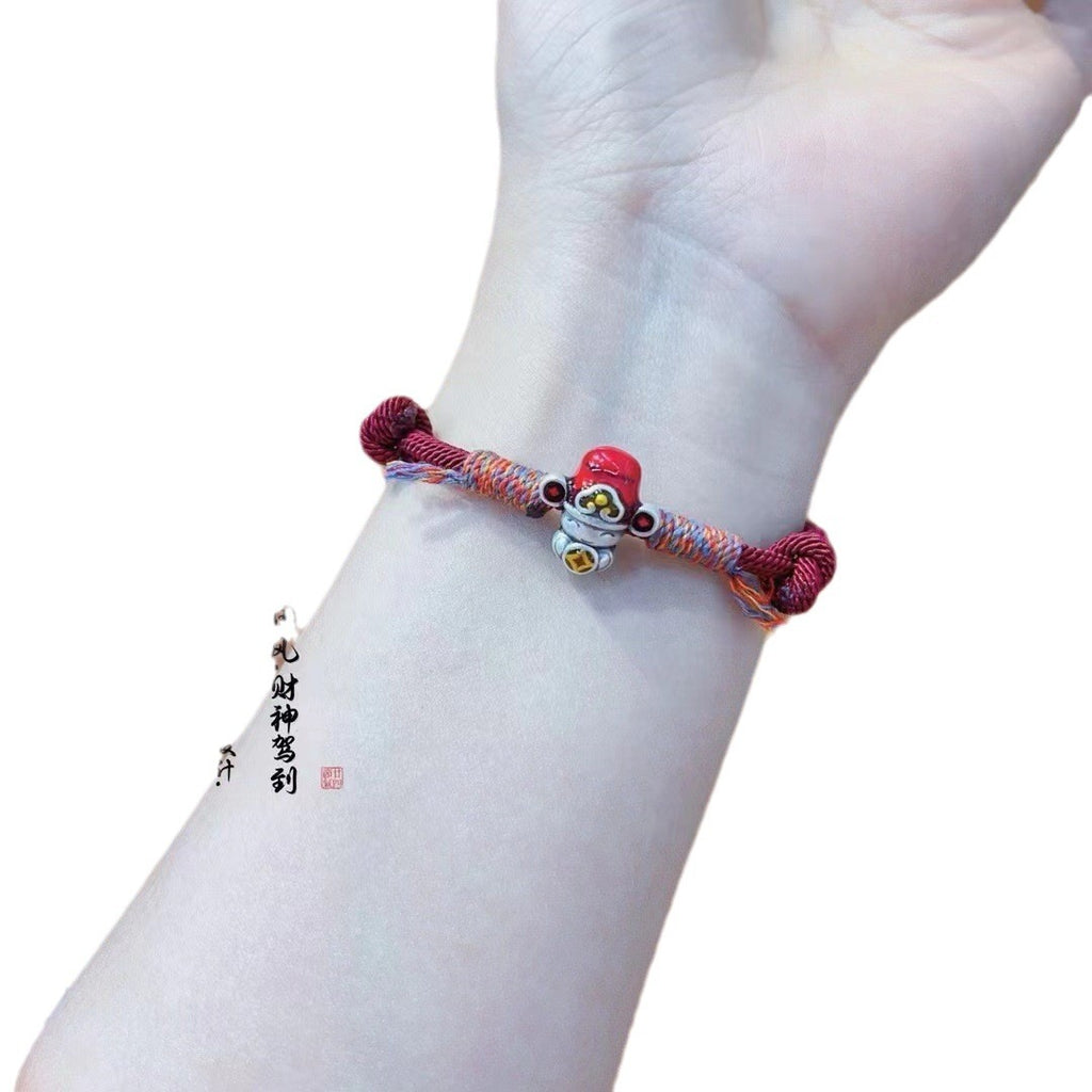 Beautiful Silver Bracelet with Unique Style