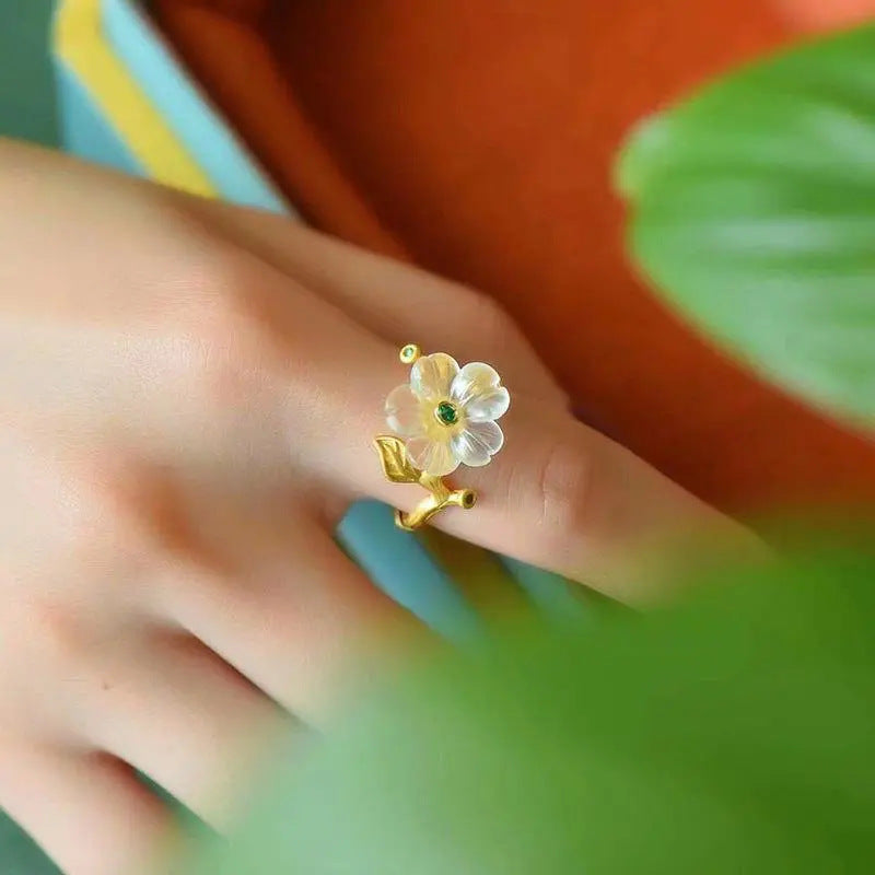 Beautiful Gold Ring with Unique Style