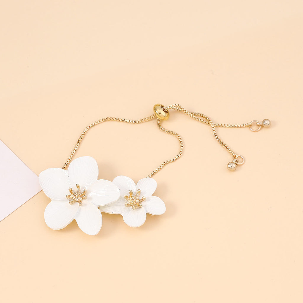 Beautiful Bracelet with Unique Style