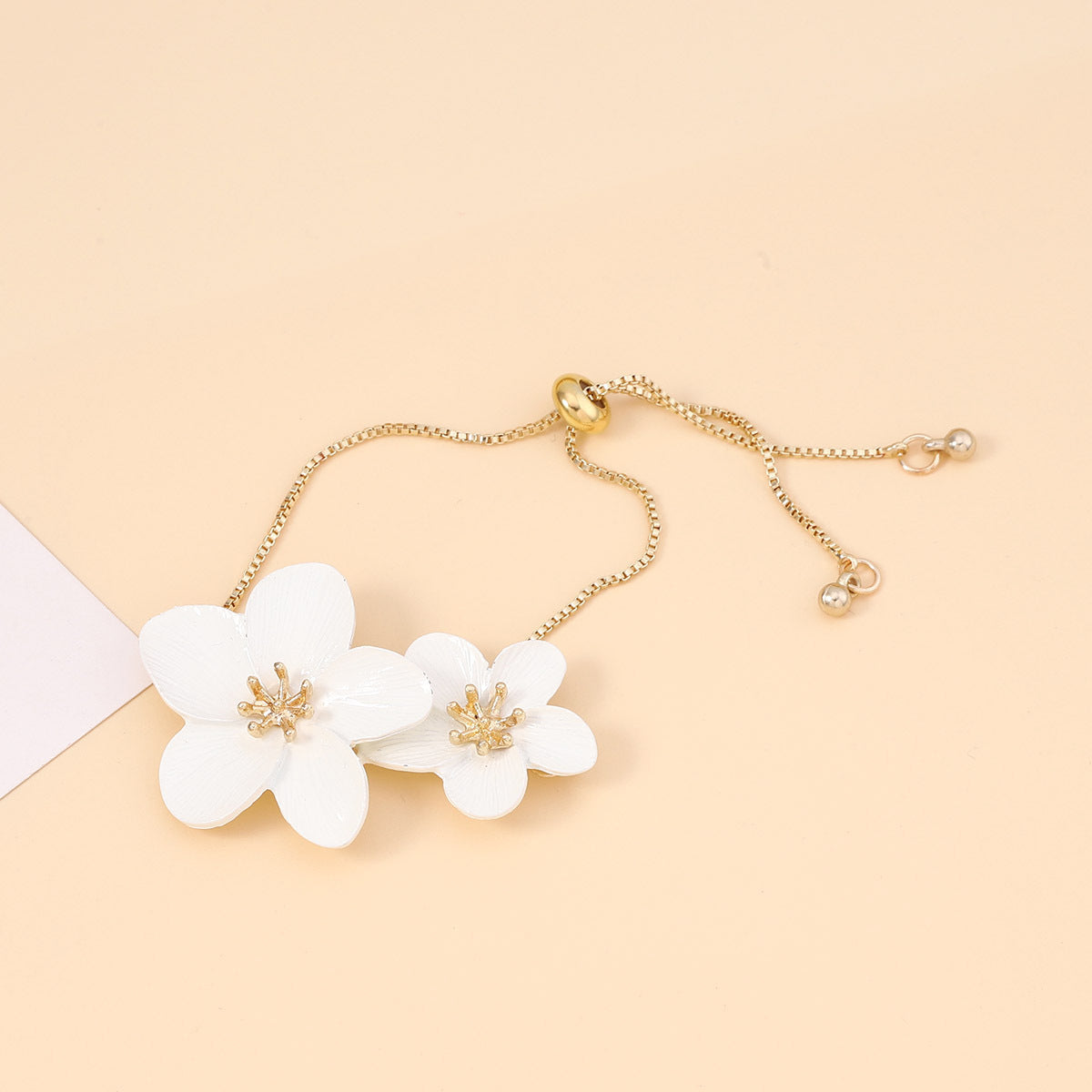 Beautiful Bracelet with Unique Style