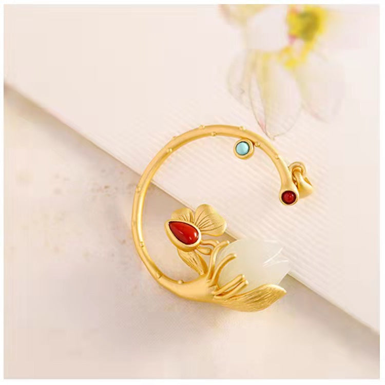 Beautiful Gold Necklace with Unique Style