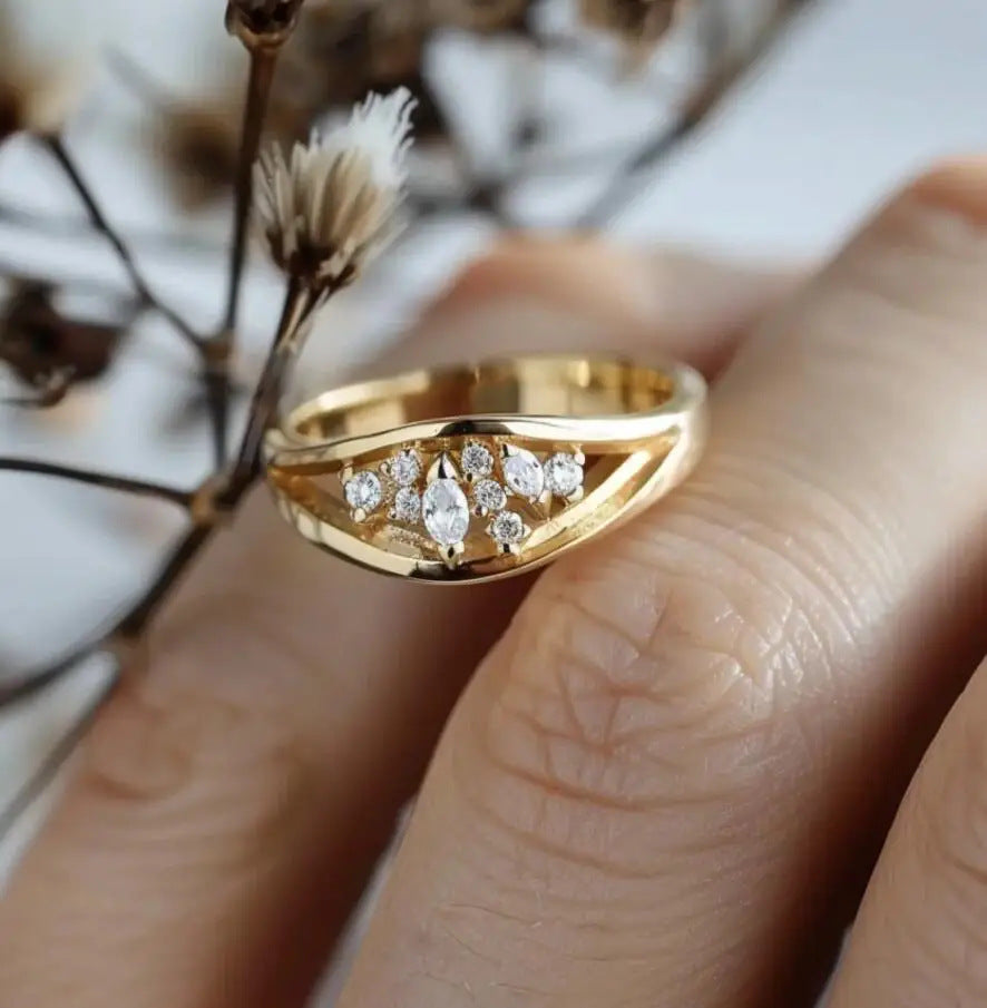 Classic Ring for a Vintage Look