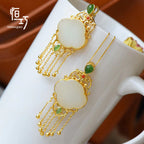 Beautiful Gold Necklace with Unique Style