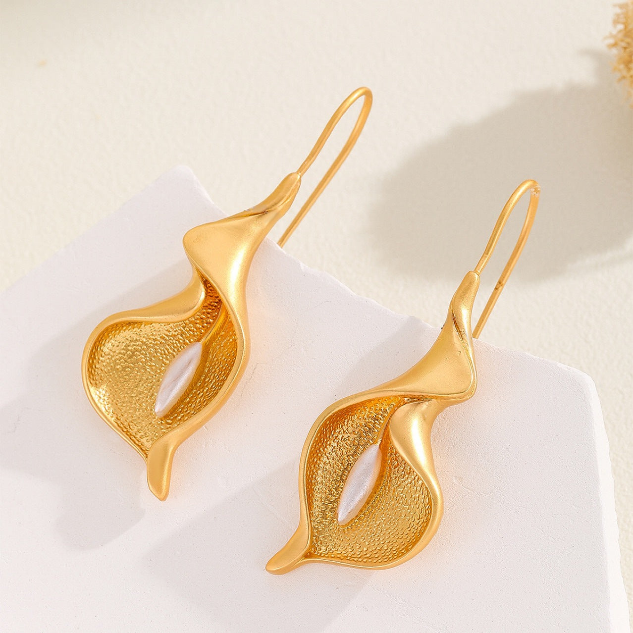 Stunning Earring for Daily Wear