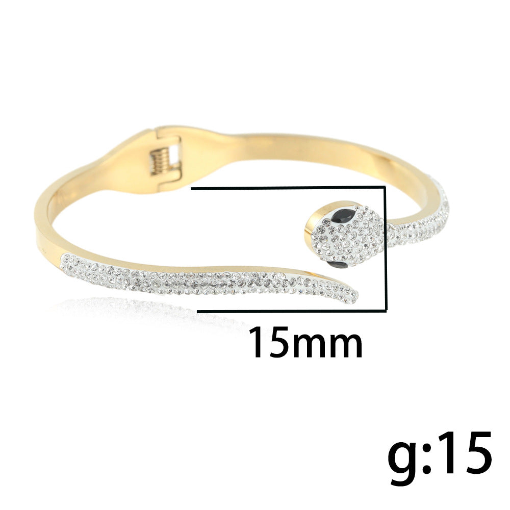 Beautiful Bracelet with Unique Style