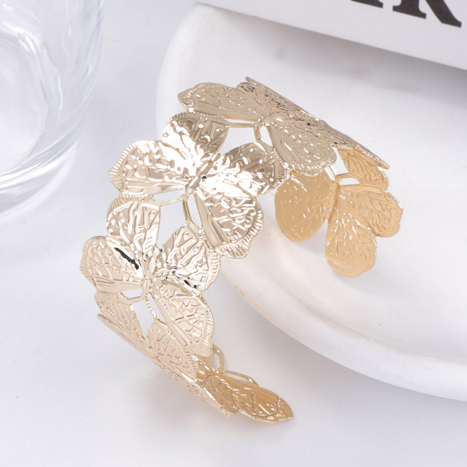 Beautiful Bracelet with Unique Style