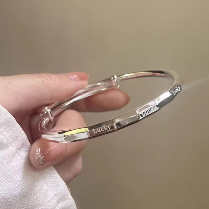 Beautiful Bracelet with Unique Style