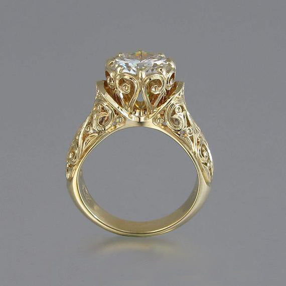 Beautiful Gold Ring with Unique Style