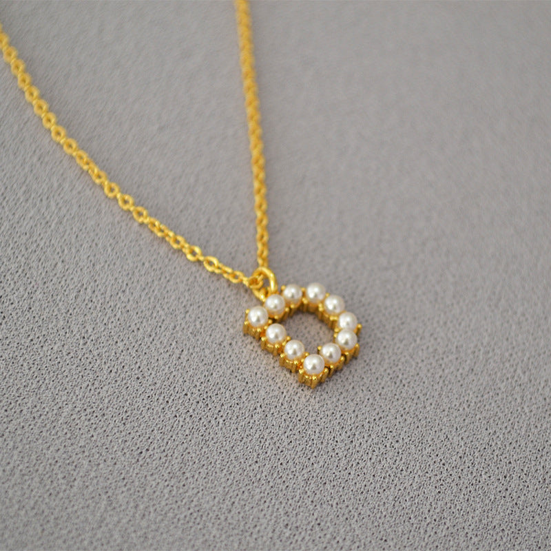 Beautiful Gold Necklace with Unique Style