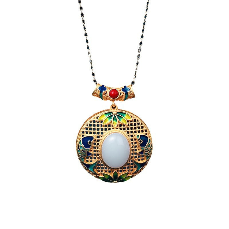 Beautiful Gold Necklace with Unique Style