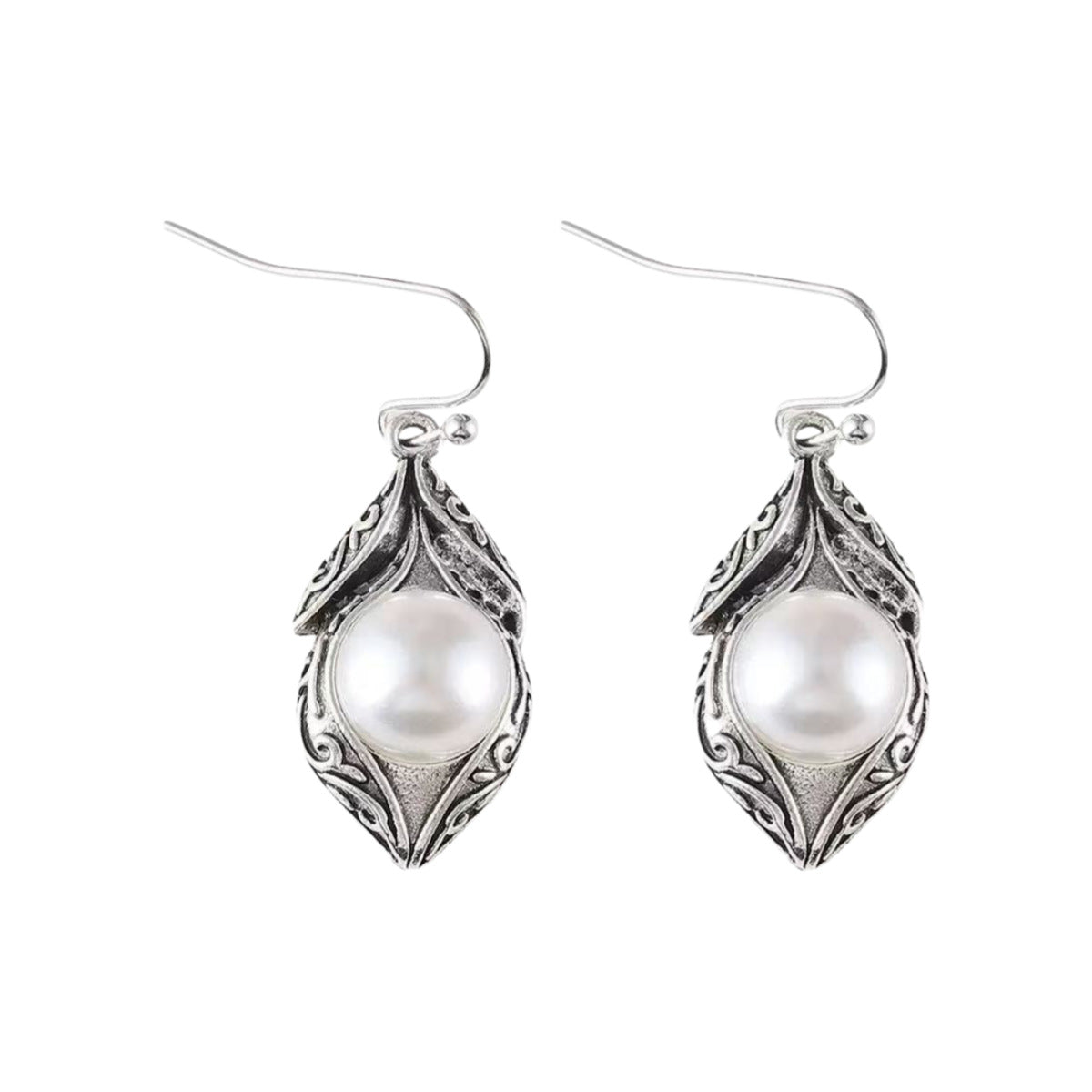 Stunning Pearl Earring for Daily Wear