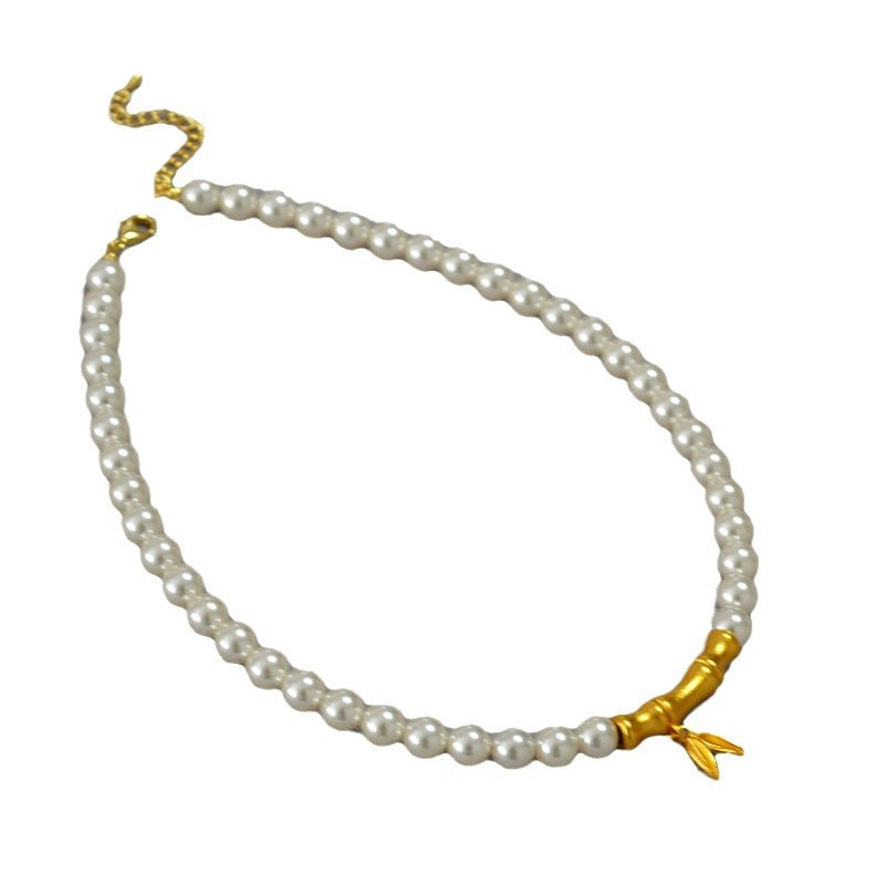 Beautiful Gold Necklace with Unique Style