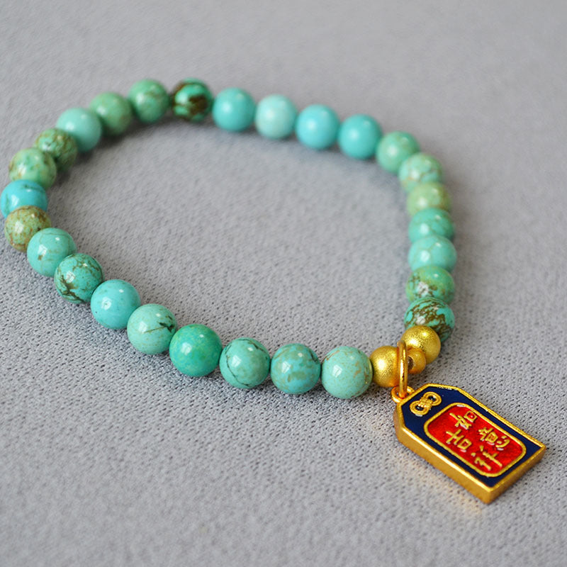 Beautiful Gold Bracelet with Unique Style