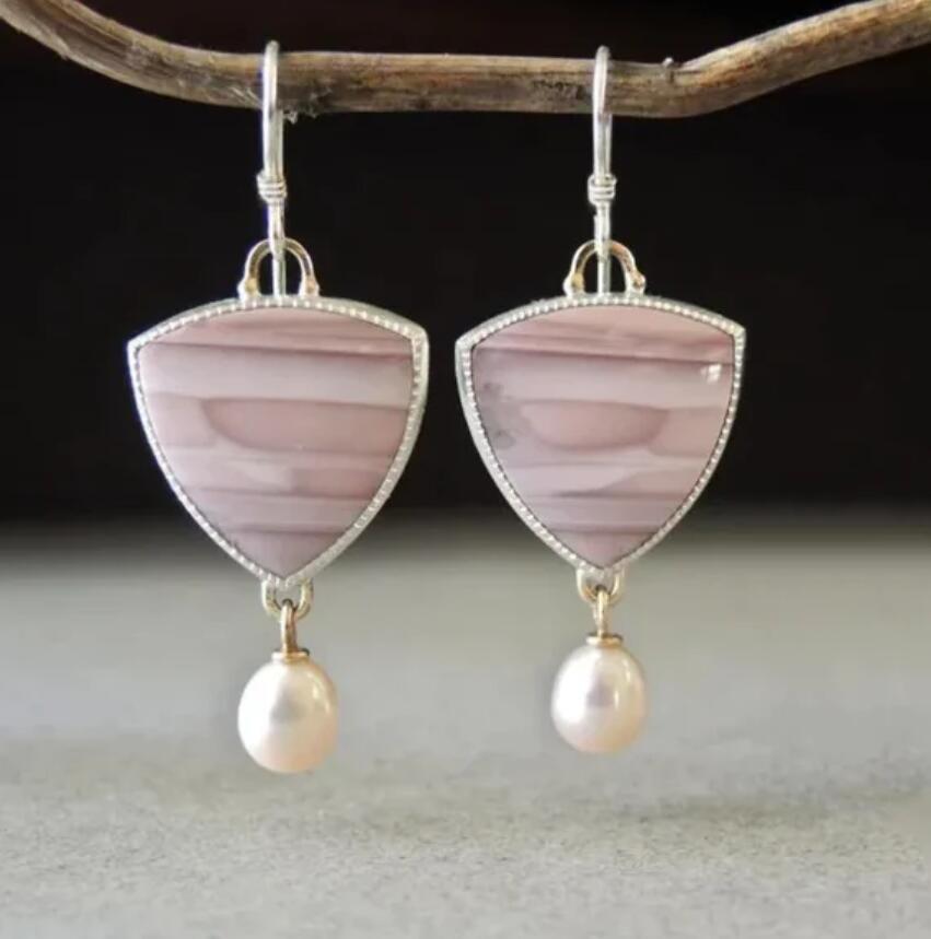 Stunning Earring for Daily Wear