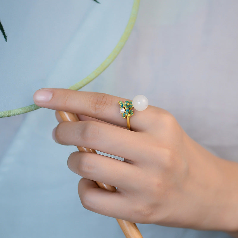 Beautiful Gold Ring with Unique Style