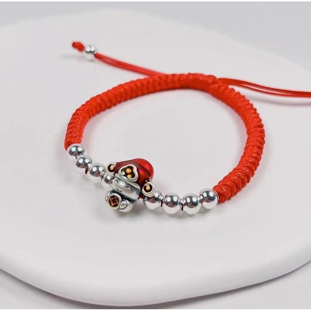 Beautiful Silver Bracelet with Unique Style