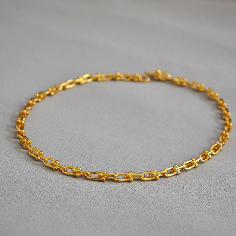 Beautiful Gold Necklace with Unique Style