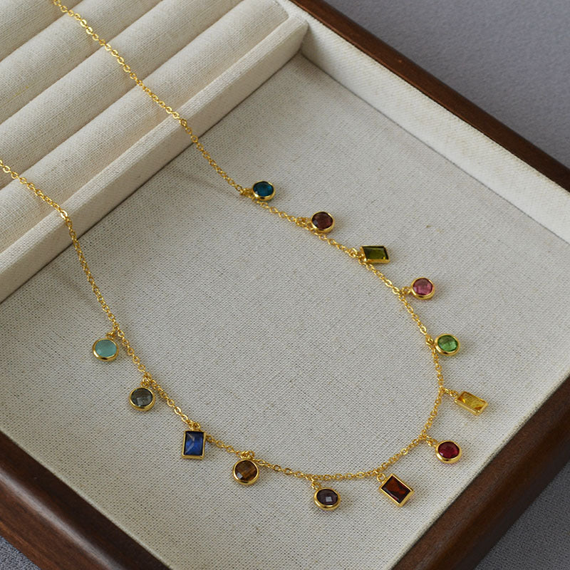 Beautiful Gold Necklace with Unique Style