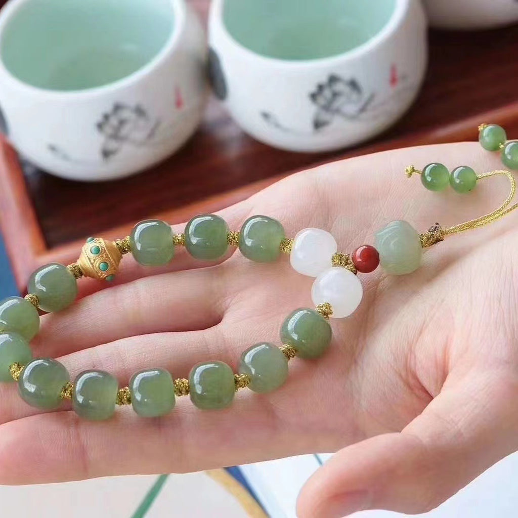 Beautiful Bracelet with Unique Style