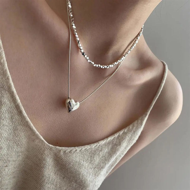 Beautiful Gold Necklace with Unique Style