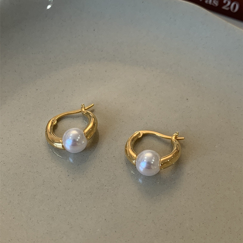 Classic Earring with Timeless Appeal