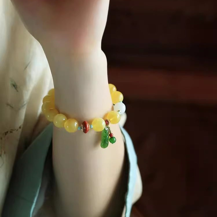 Beautiful Gold Bracelet with Unique Style