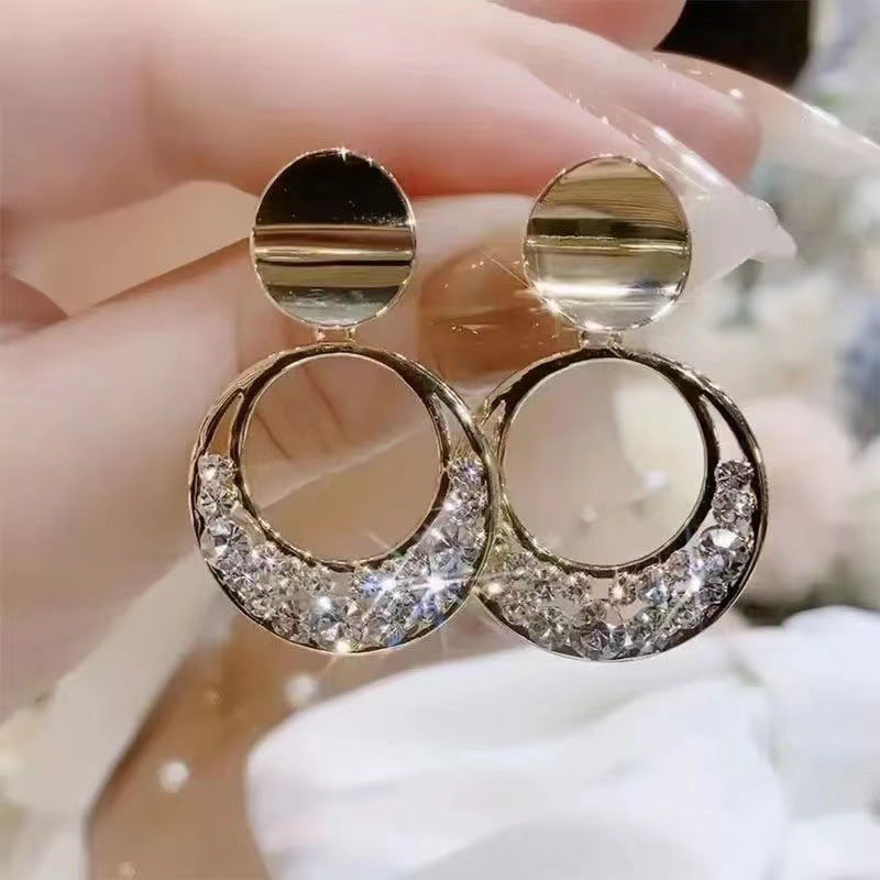 Beautiful Earring with Unique Style