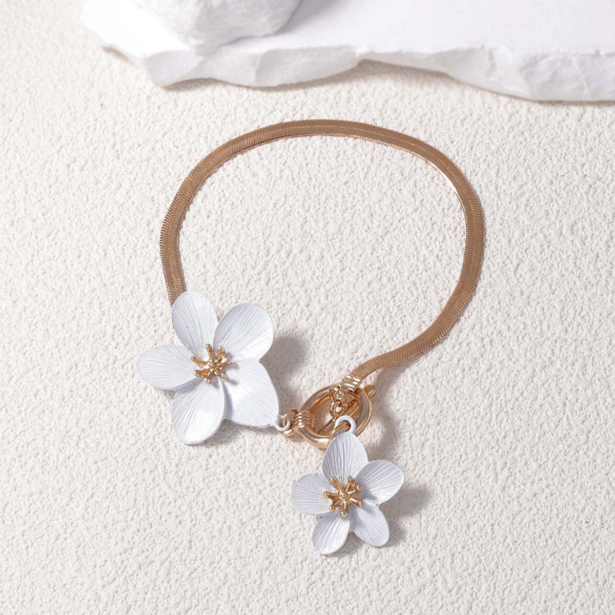 Beautiful Bracelet with Unique Style