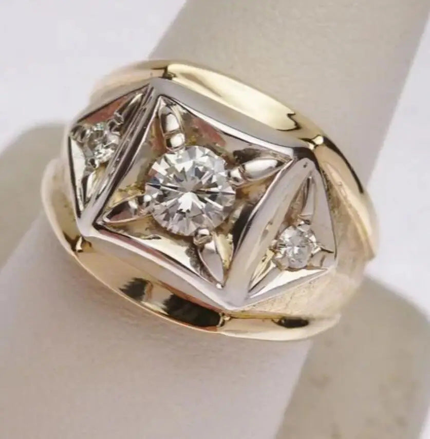 Handcrafted Ring with Timeless Charm