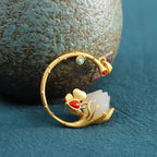 Beautiful Gold Necklace with Unique Style